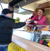 Käsedöner Düsseldorf mit original schweizer Käse